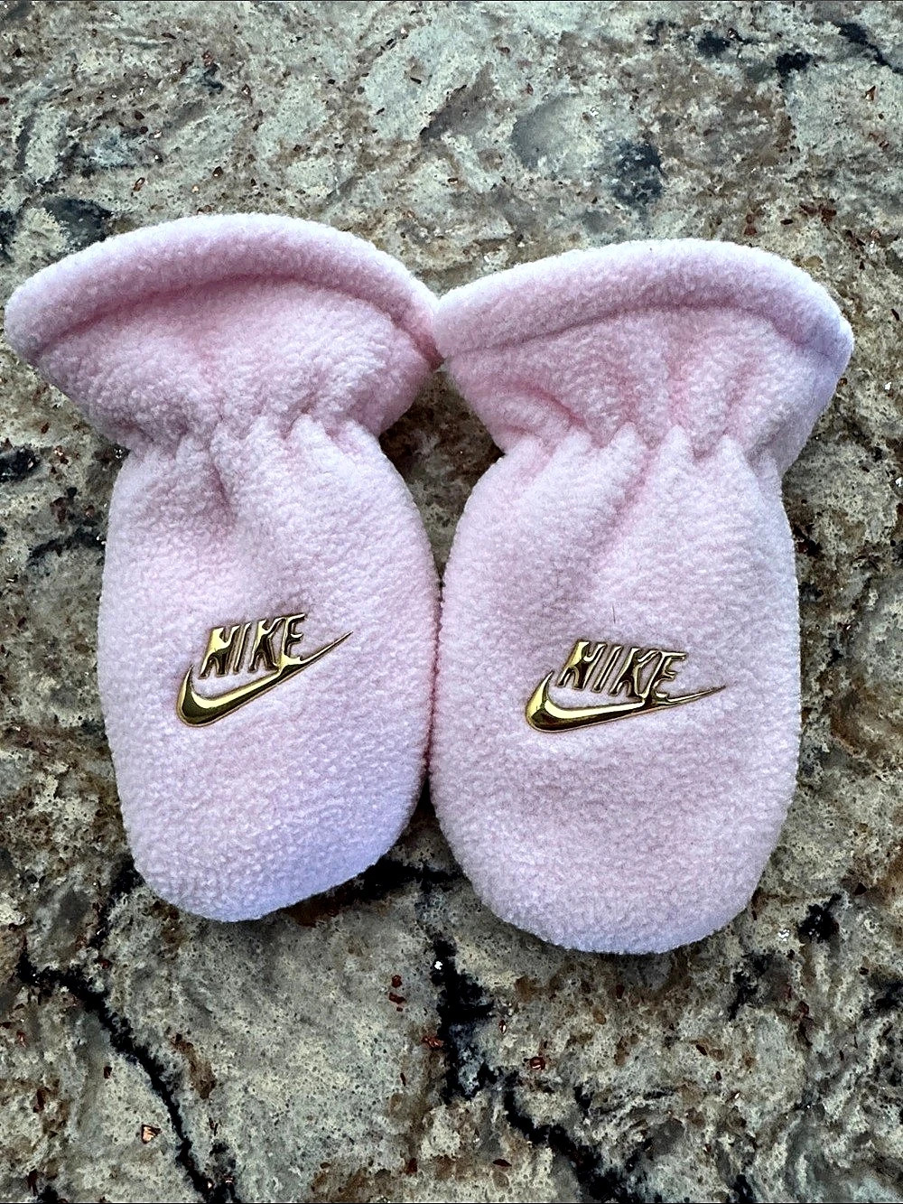 Nike Infant Fleece Pink Mittens